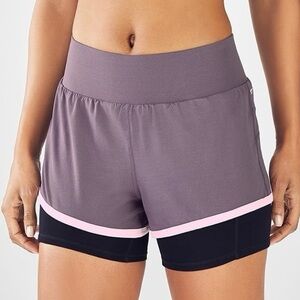 Fabletics Womens Olesia 2 in 1 Shorts - Size M